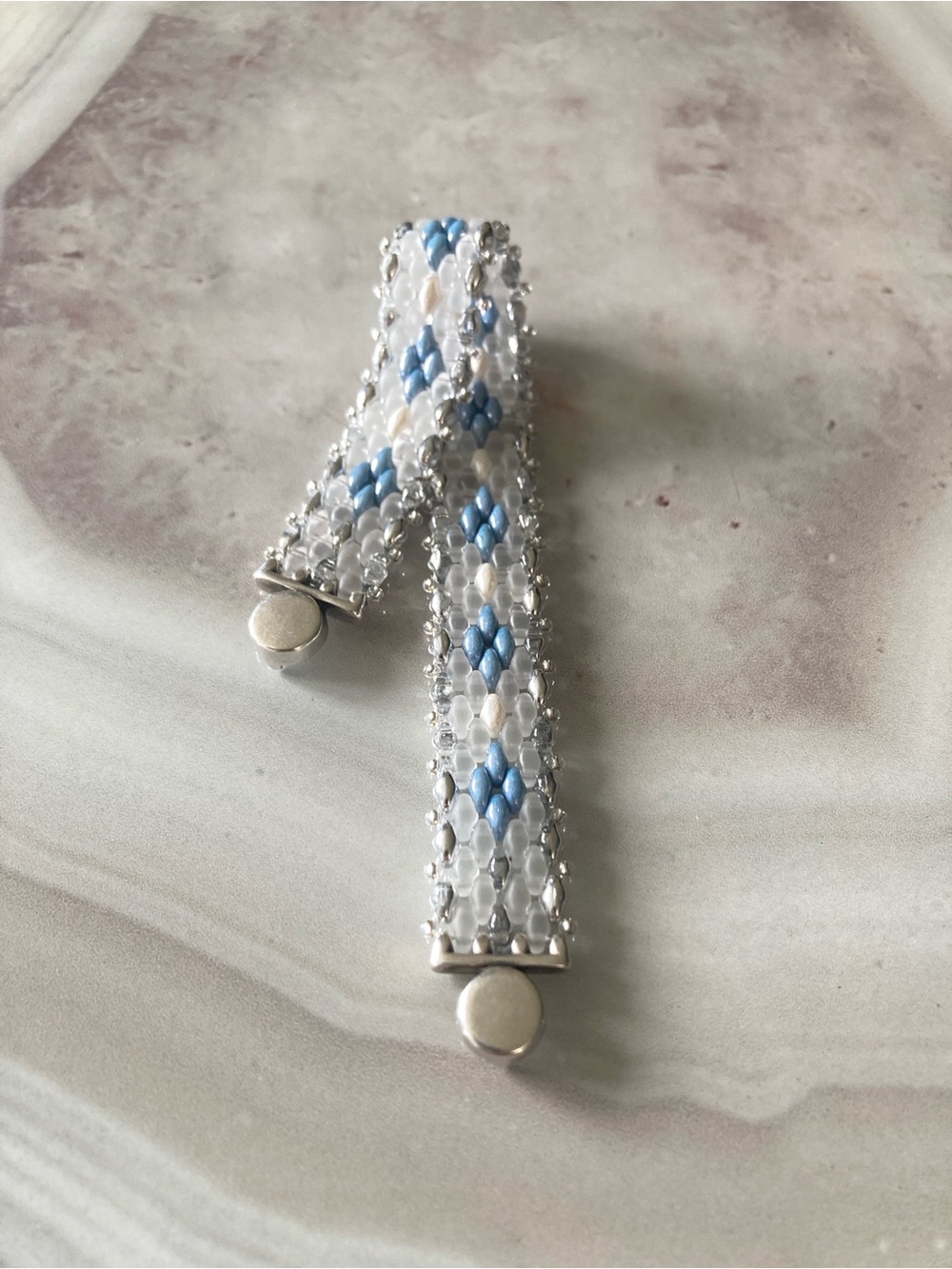 ✨Snowy Elegance Beaded Bracelet✨